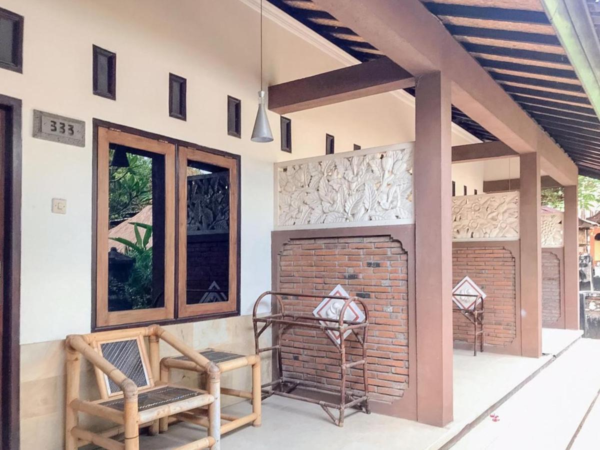 Oka Homestay Mitra Reddoorz マタラム エクステリア 写真